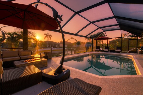 Outdoor pool, a heated pool