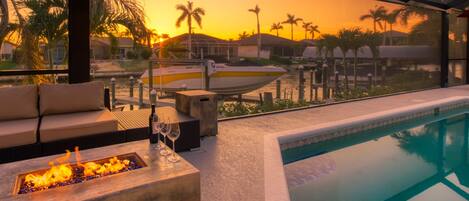 Outdoor pool, a heated pool