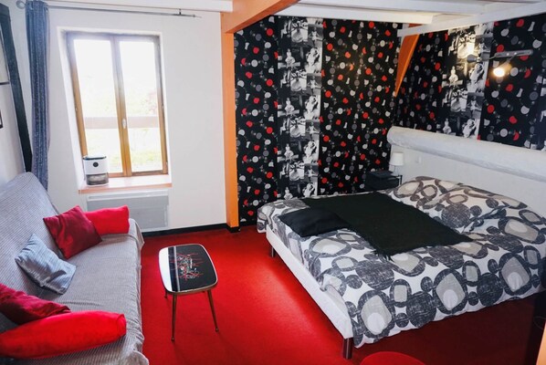 1 chambre, Wi-Fi gratuit, draps fournis