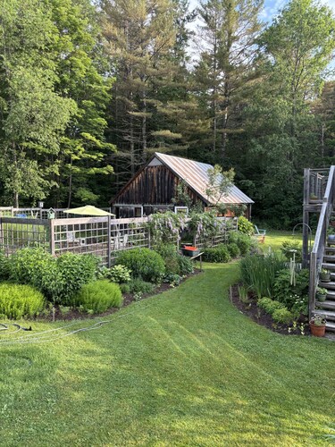 Absolutely Gorgeous Vermont Garden Cottage