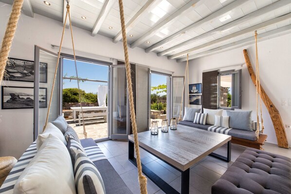 4 bedrooms, WiFi - Villa Fuster in Paros (Paros)