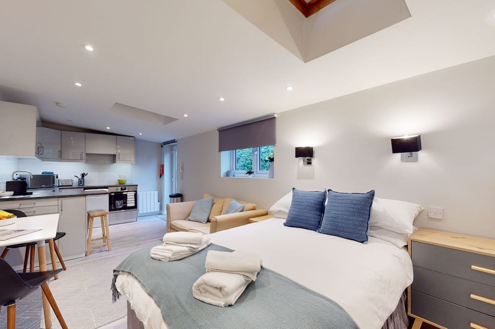 Wimbledon Studios - Wandsworth Common