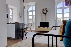 1 bedroom, iron/ironing board, free WiFi