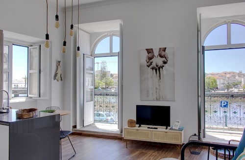 Apartment with River View, Tavira