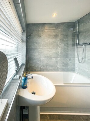 Casa, baño privado | Baño