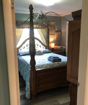 3 bedrooms, free WiFi, bed sheets