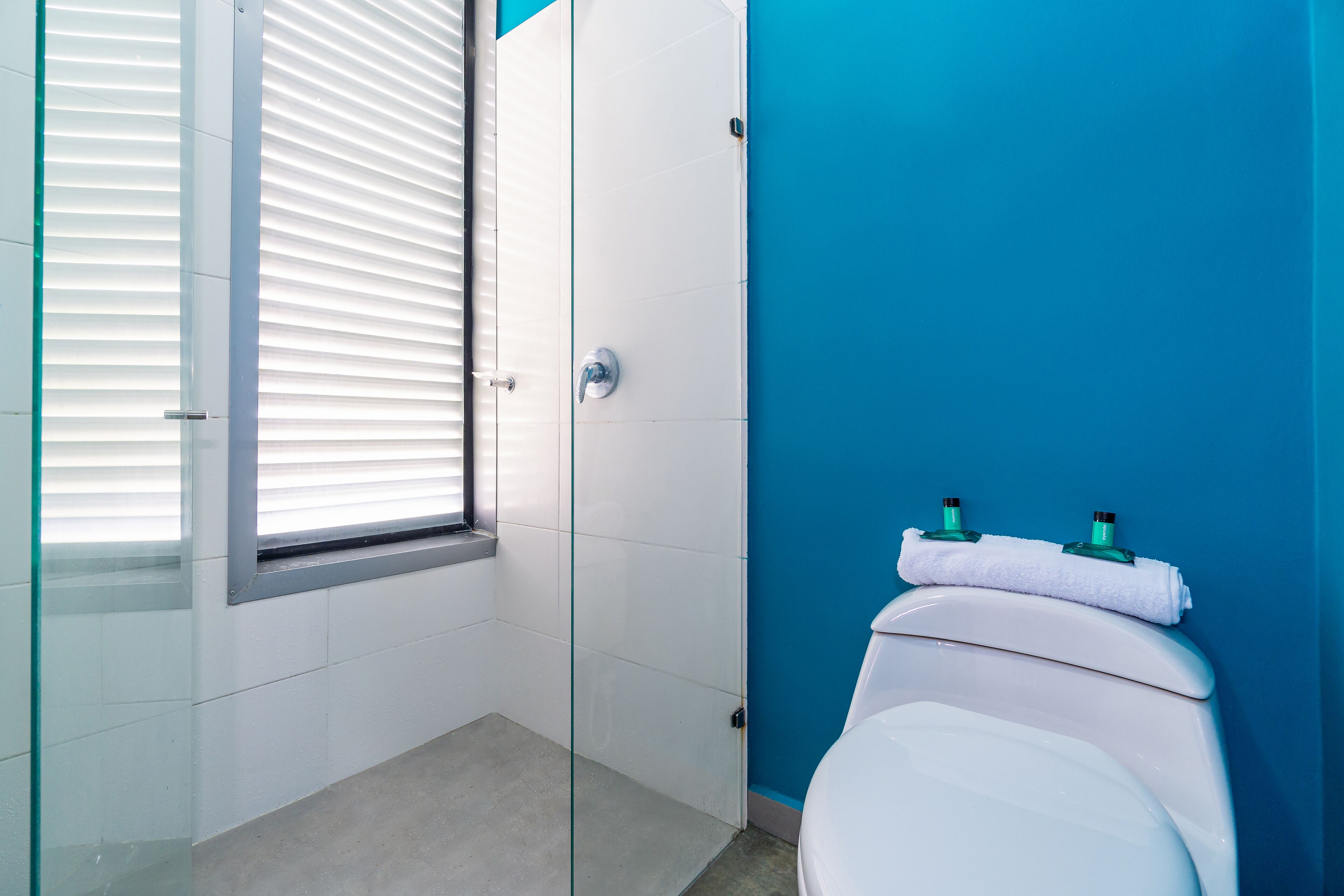 Photo - Ayenda Living Box