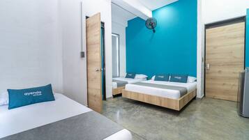 Ropa de cama hipoalergénica, minibar, escritorio y wifi gratis