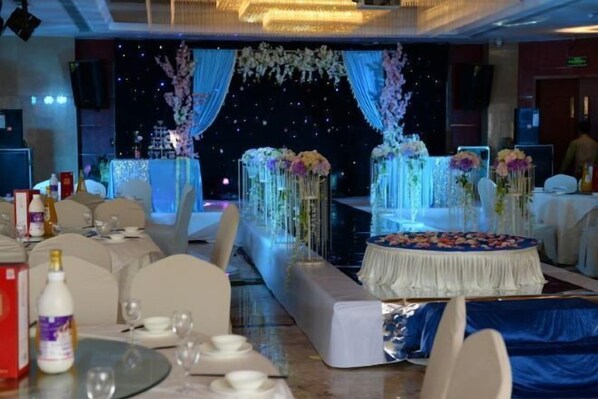 Mariage à l’intérieur