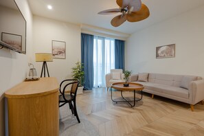 經典套房 | 高級寢具、迷你吧、客房內保險箱、獨特裝潢