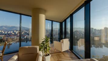 Three-Bedroom Apartment | Vue de la chambre