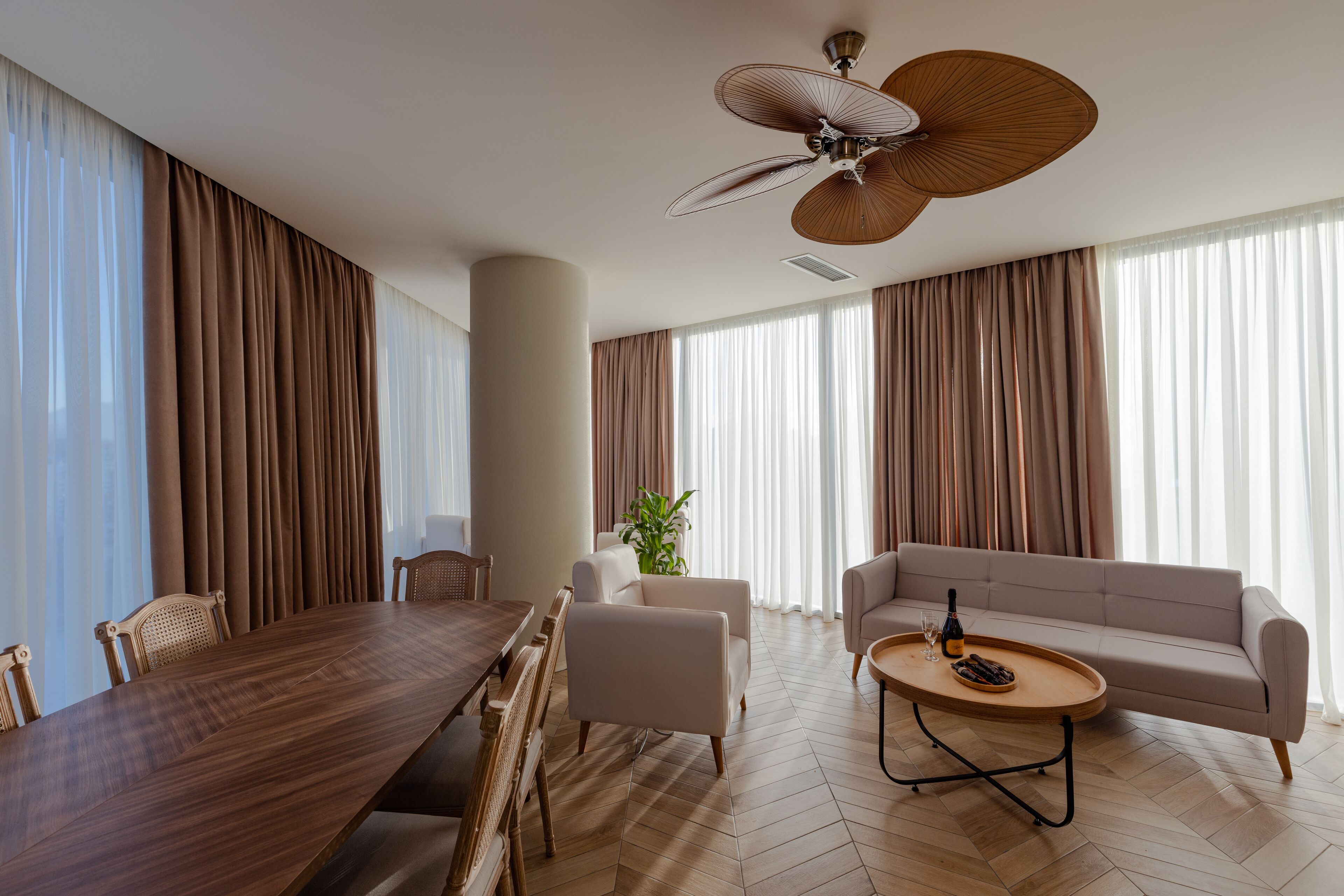 Foto - MiraMar Luxury Residences