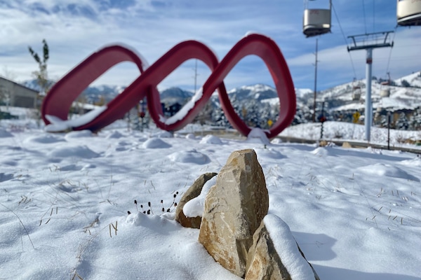 LOCATED IN THE CANYONS VILLAGE JUST STEPS AWAY FROM LIFTS, SHOPS, & EATERIES