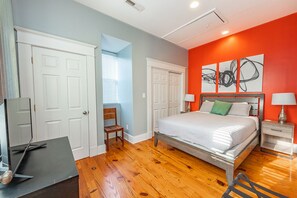 2 habitaciones, tabla de planchar con plancha y wifi gratis 