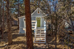 Exterior - New+private Cozy+Tiny Home (Sugarloaf)