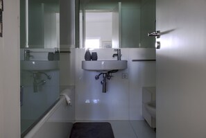Bathtub, hair dryer