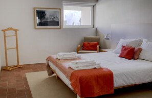 2 Schlafzimmer, Bügeleisen/Bügelbrett, kostenloses WLAN