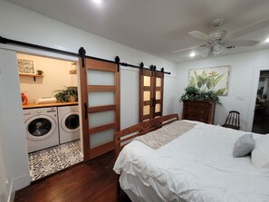 2 bedrooms, iron/ironing board, travel crib, free WiFi