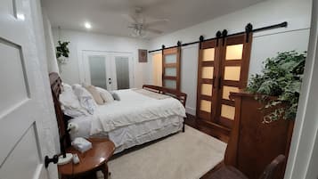 2 bedrooms, iron/ironing board, travel crib, free WiFi
