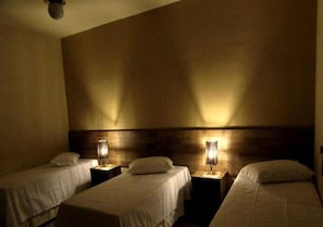 Deluxe Triple Room | Free WiFi, bed sheets