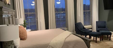 1 chambre, fer et planche à repasser, lit parapluie, Wi-Fi gratuit