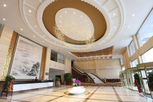 Ripple Hotel (Weihai Wendeng Bus Station)