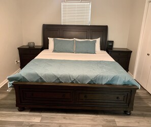 3 soverom, wi-fi (inkludert) og sengetøy