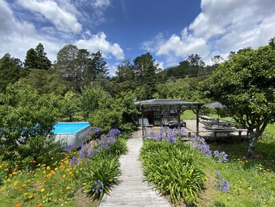 Tiny Studio - Near New