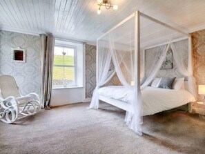 4 Schlafzimmer, Bügeleisen/Bügelbrett, Reisekinderbett, kostenloses WLAN