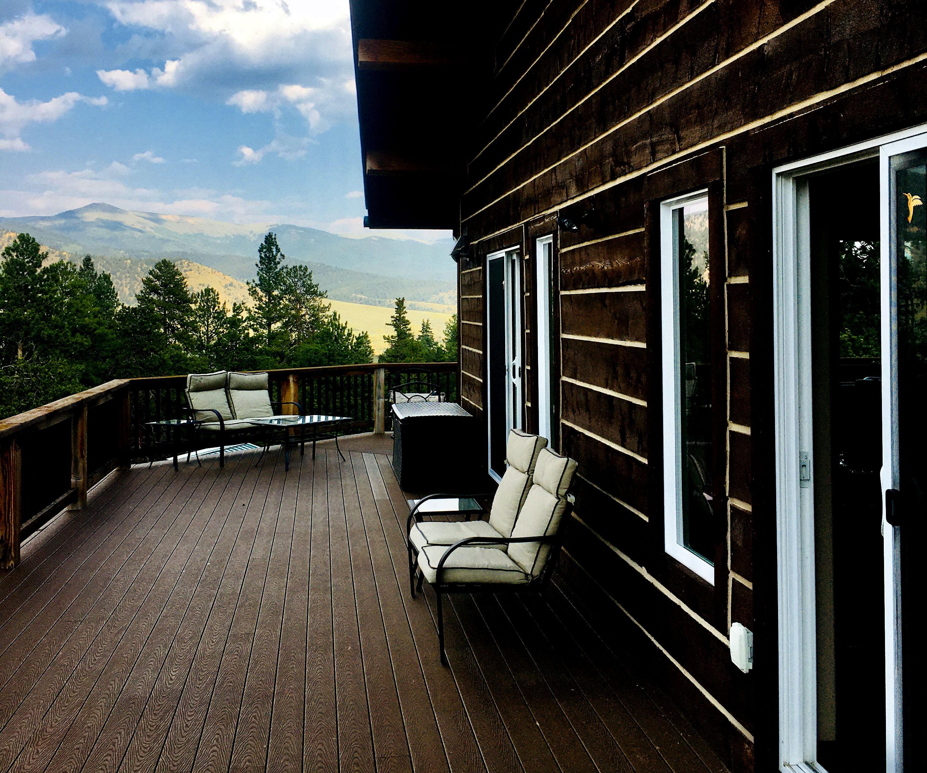 Escape to the Wilderness at Mt Massive Lodge