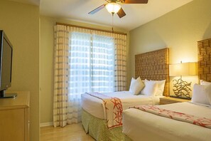 2 habitaciones, escritorio, tabla de planchar con plancha y wifi