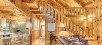 Cozy Cohutta Cabin - Creek Front Mountain Cabin - Located in Cohutta Wilderness