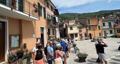 Welcoming and graceful three-room apartment