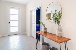 Interior - ✪ Special Discount- Magical Disney Villa Star Wars Game room/Pool/Theatre ✪ (Kissimmee)