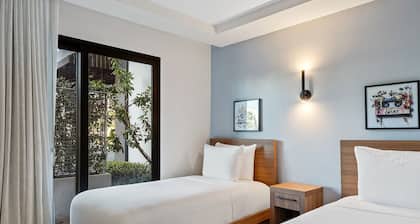 The Anthem Los Angeles Stadium District, Tapestry by Hilton