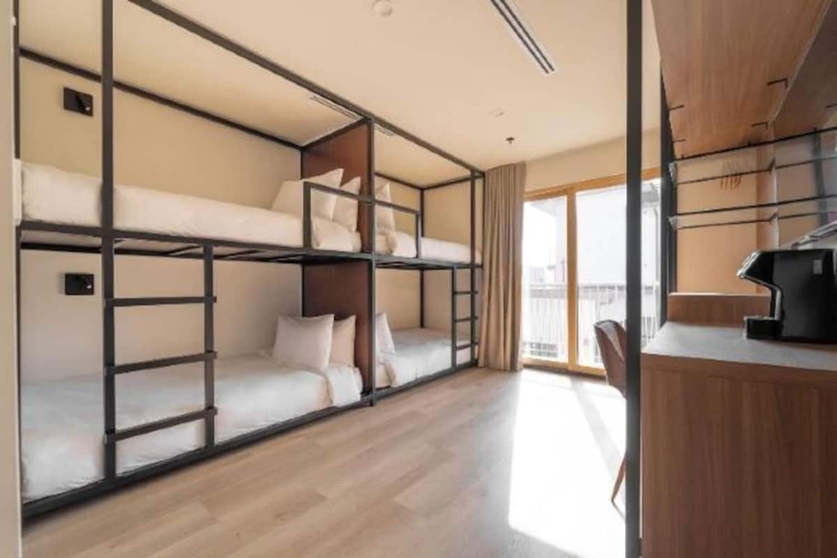 1 chambre, surmatelas, coffres-forts dans les chambres