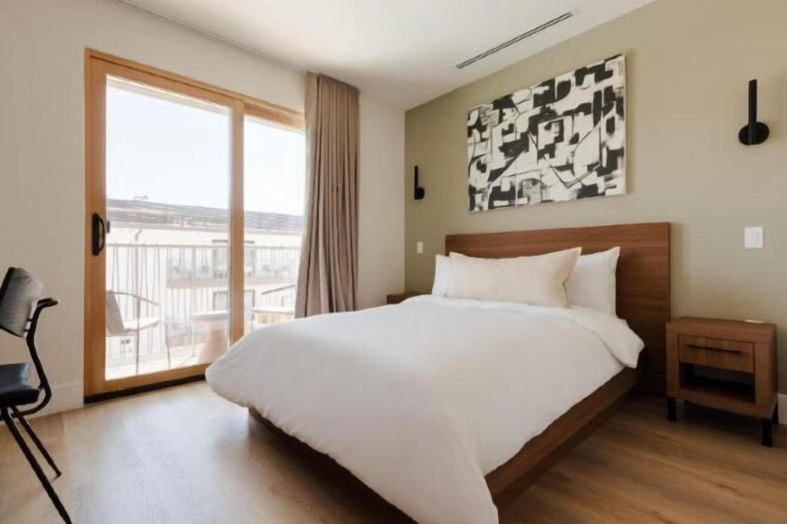 1 bedroom, pillowtop beds, in-room safe, individually decorated