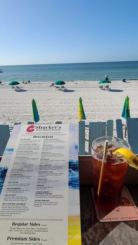 Summerwinds Ct Cul De Sac Bside Duplex a few miles from Ft Myers Beach & Sanibel