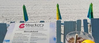 Summerwinds Ct Cul De Sac Bside Duplex a few miles from Ft Myers Beach & Sanibel