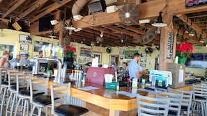 Baari (majoituspaikassa)