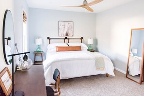 2 bedrooms, travel cot, WiFi - Sea Salt Cottage: Your Tranquil Getaway 3 min to beach (Cape Charles)