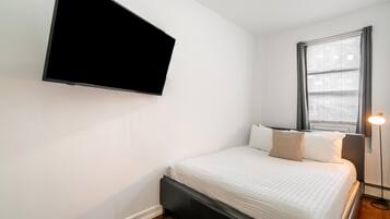 1 slaapkamer, een strijkplank/strijkijzer, gratis wifi