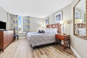3 bedrooms, iron/ironing board, travel crib, free WiFi
