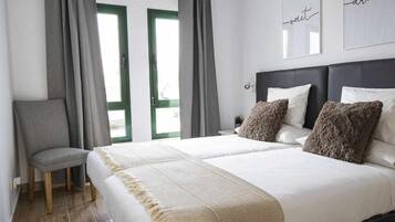 1 bedroom, iron/ironing board, travel cot, free WiFi