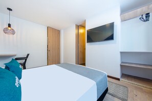 Habitación doble | Ropa de cama hipoalergénica, wifi gratis y ropa de cama 