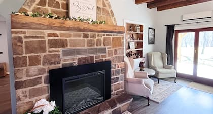 The River House: stone section built in 1790, borders the scenic Juniata River!
