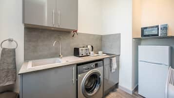 Fridge, microwave, stovetop, freezer