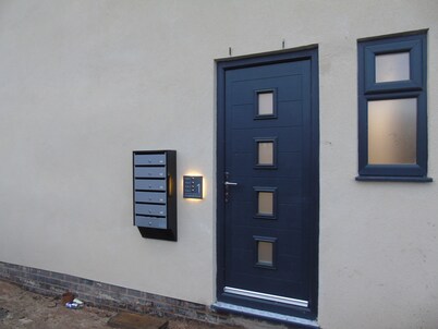 Inviting 1-Bed Ground Floor Apartment in Bolton