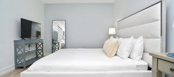 Cozy Blue Door Duplex, Central in Cutler Bay