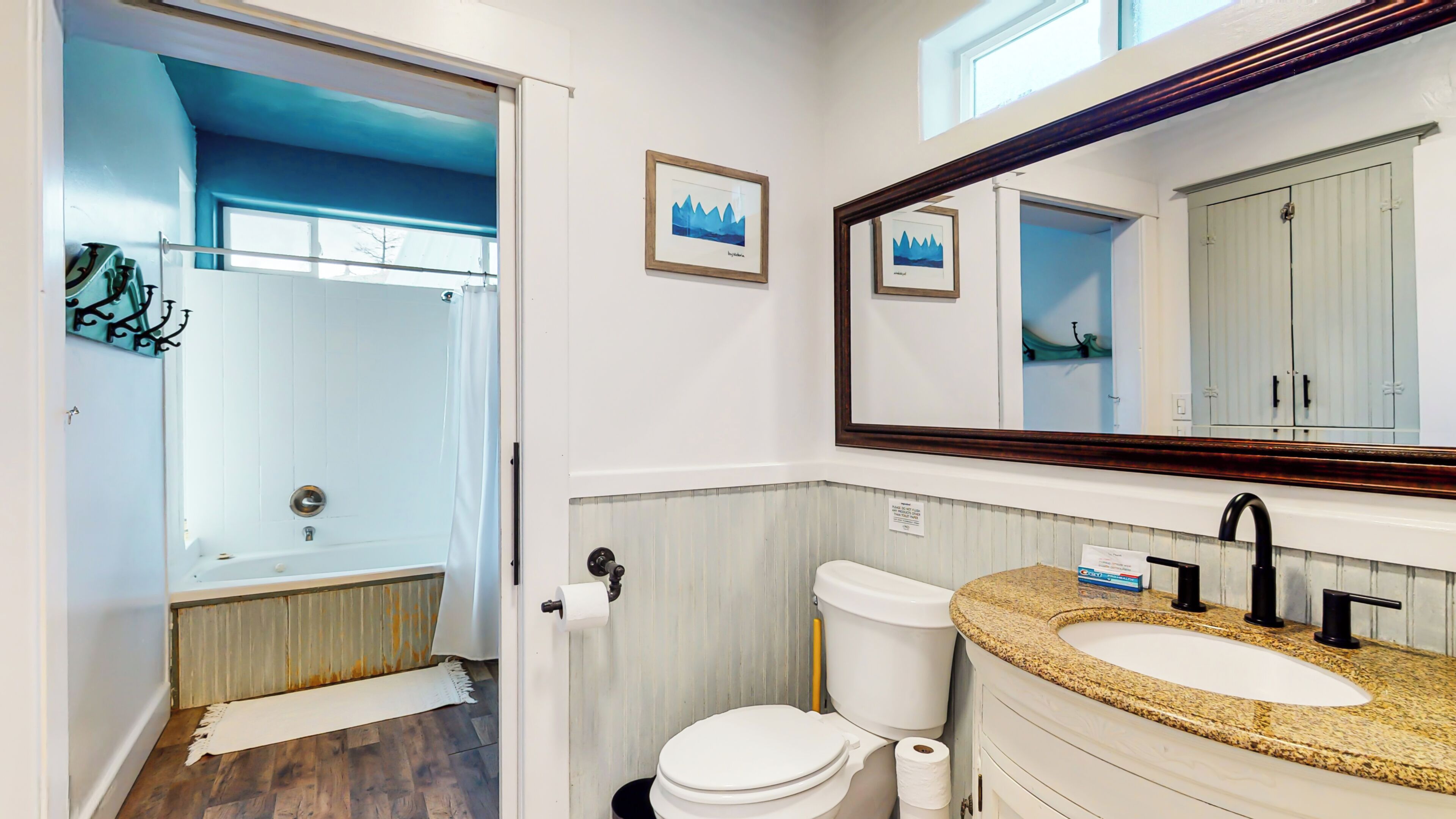 Combined shower/bathtub, jetted bath, towels, soap